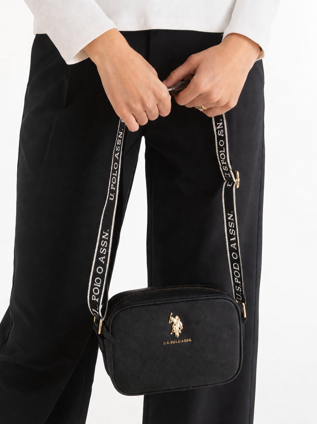 U.S. POLO ASSN. Classic Crossbody Bag - Black